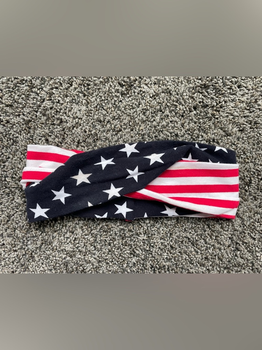 BizzyBCrafts Flag Twist Headband